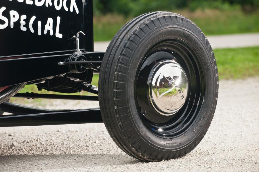  Ford Edelbrock Special 1932 года  (фото 19 из 35)